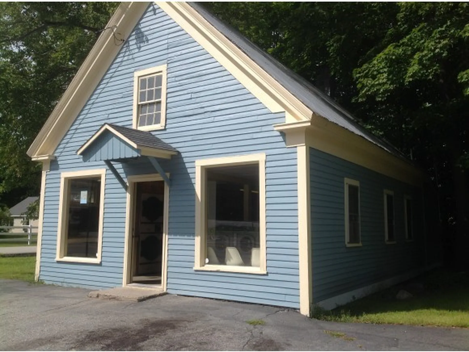 22 Moultonville Road Ossipee NH 03814