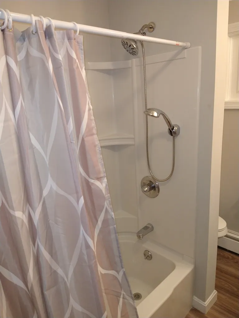 32 Riverlawn Avenue Rochester NH 03868