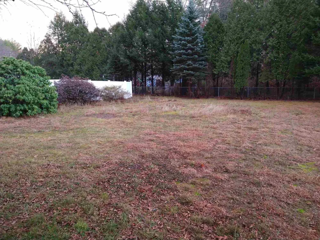 32 Riverlawn Avenue Rochester NH 03868