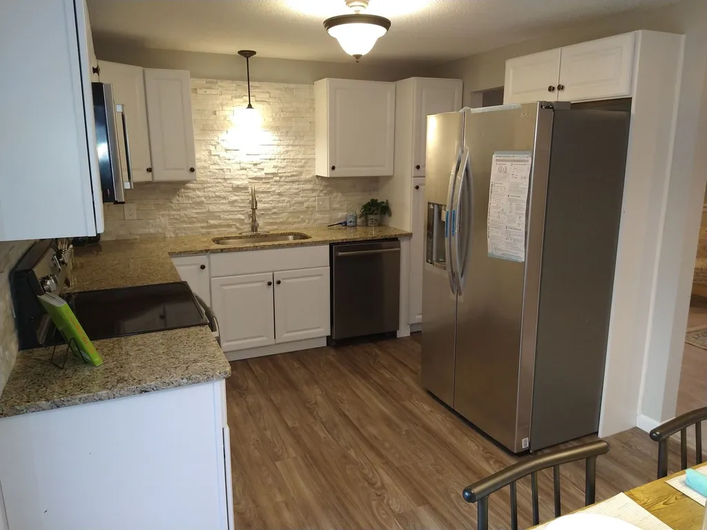 32 Riverlawn Avenue Rochester NH 03868