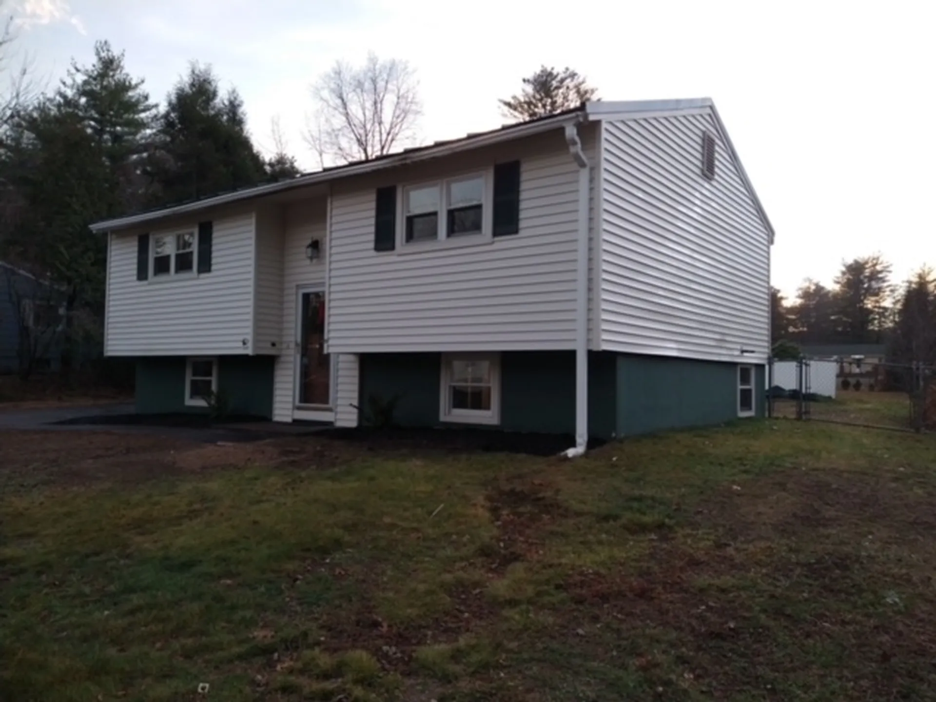 32 Riverlawn Avenue Rochester NH 03868