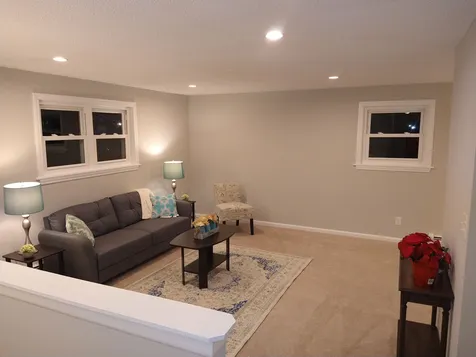 32 Riverlawn Avenue Rochester NH 03868