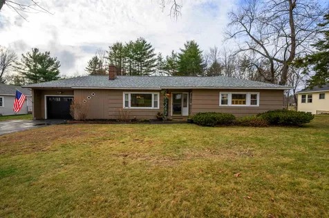 19 Glenridge Way Gilford NH 03249