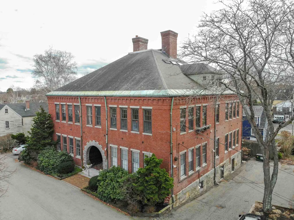 50 South School Street Portsmouth NH 03801