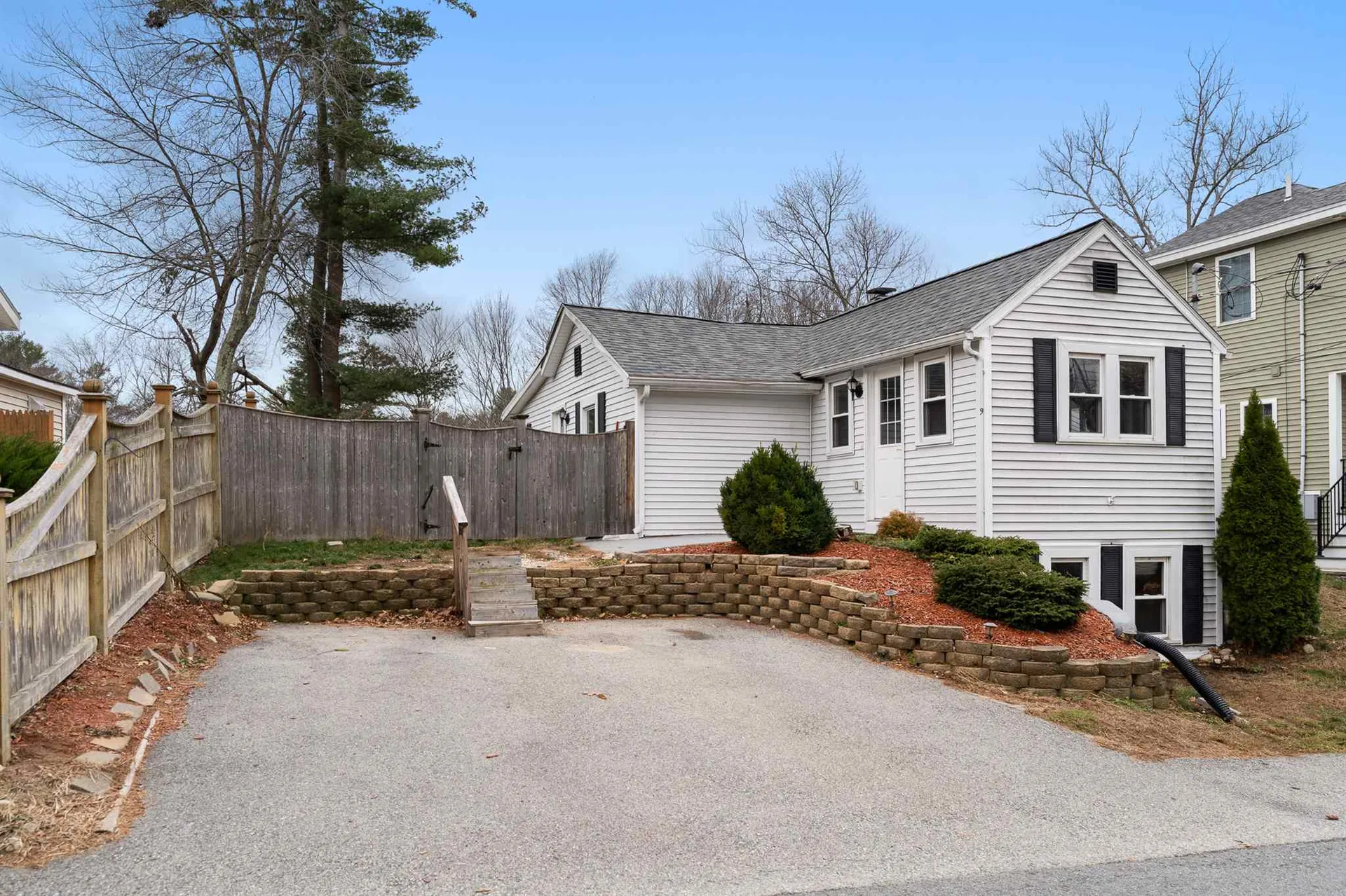 9 Millville Circle Salem NH 03079