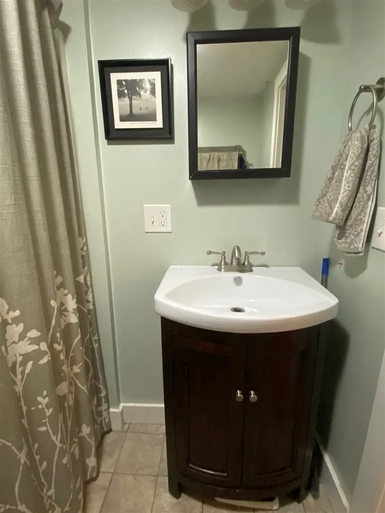 26 Stevens Court Rollinsford NH 03869