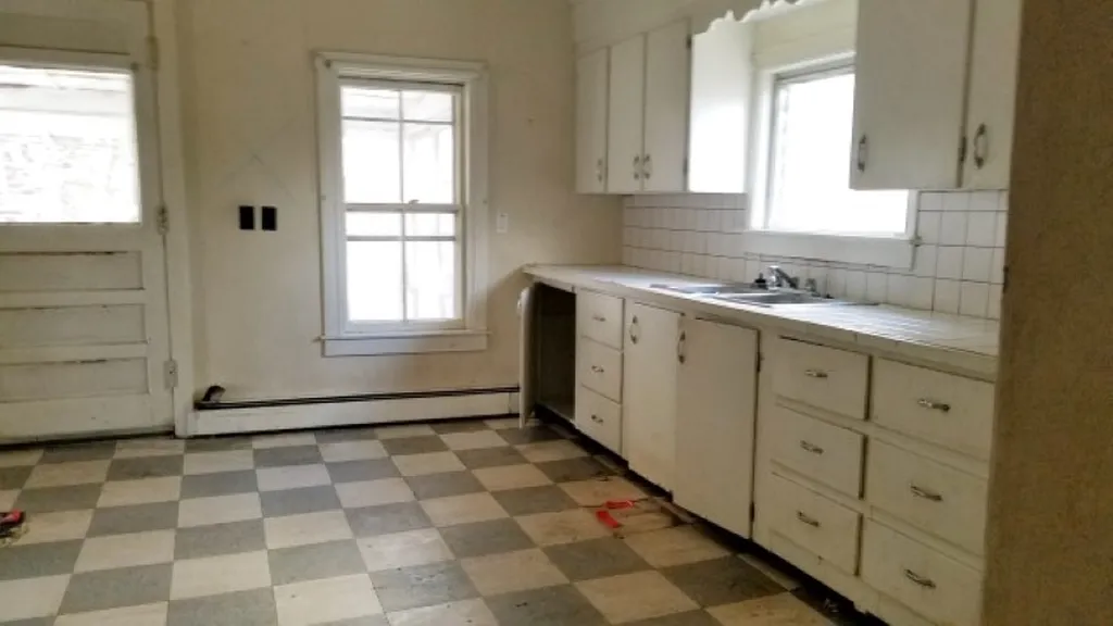 252 North Street Claremont NH 03473