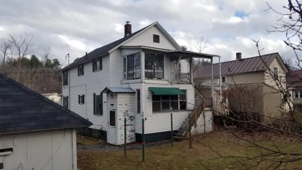 252 North Street Claremont NH 03473