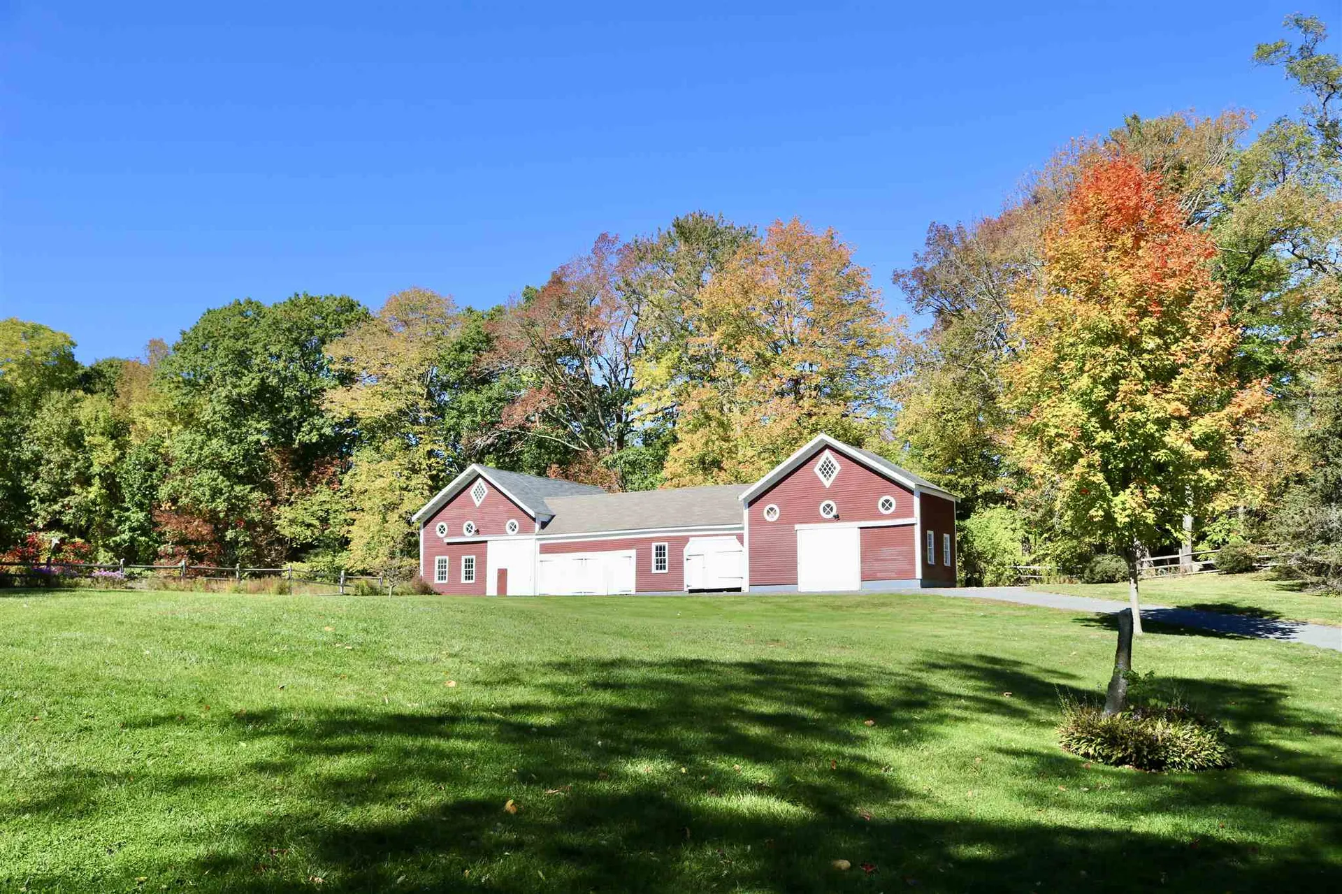 27 Kensington Road Hampton Falls NH 03844