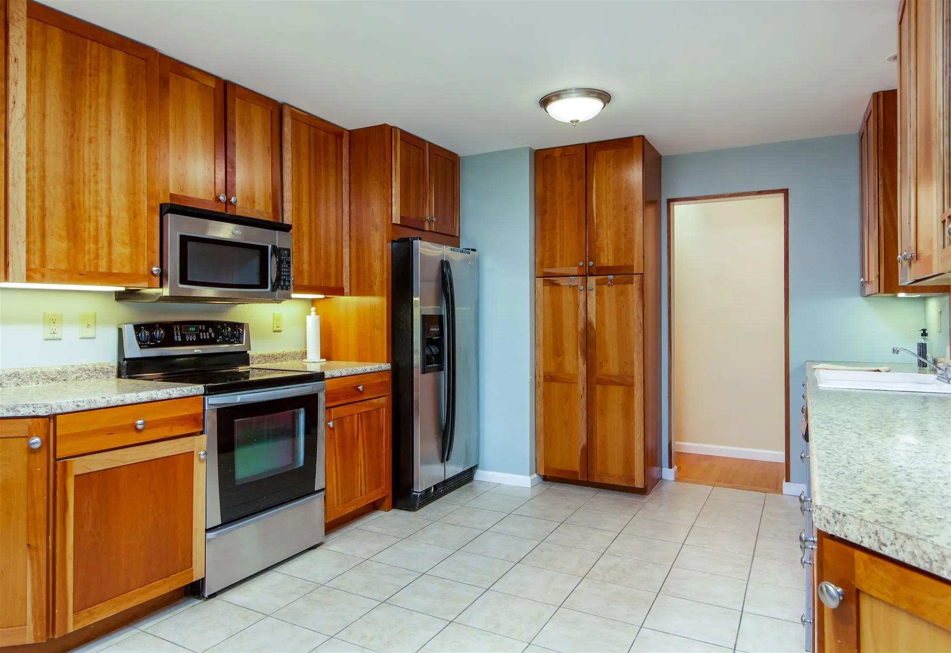 123 Sunset Drive Burlington VT 05408