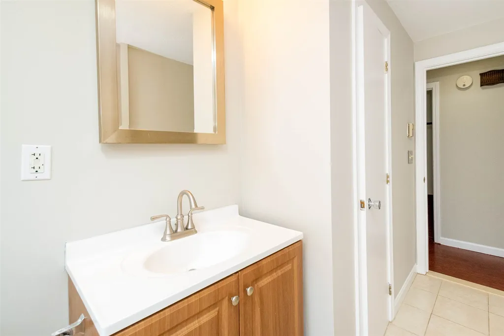 6 Birch Drive Newmarket NH 03857