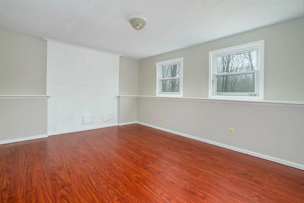 6 Birch Drive Newmarket NH 03857