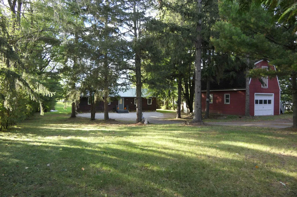 1340 Blockhouse Point Road North Hero VT 05474