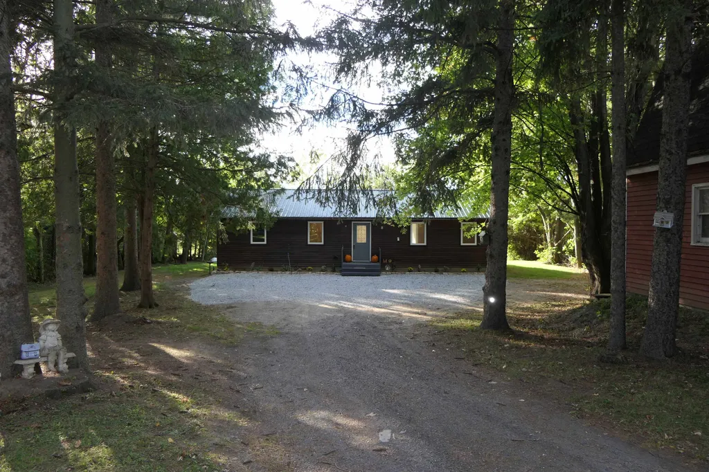 1340 Blockhouse Point Road North Hero VT 05474