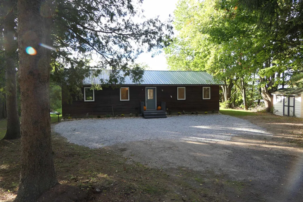 1340 Blockhouse Point Road North Hero VT 05474