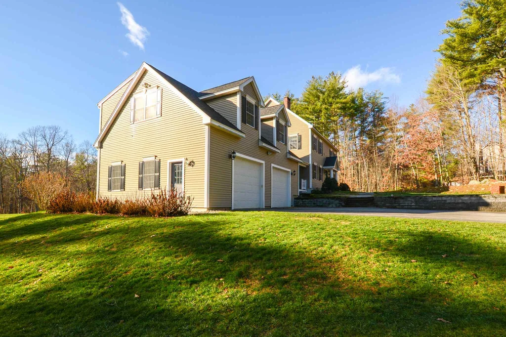 145 Beauty Hill Road Barrington NH 03825