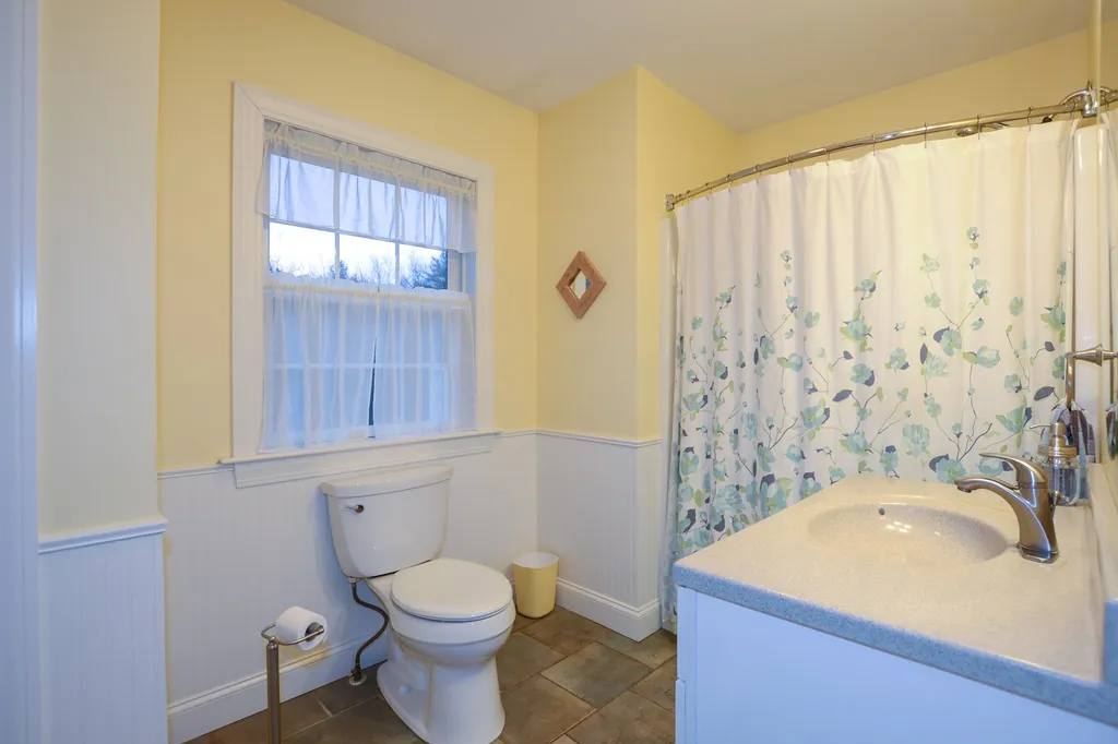 145 Beauty Hill Road Barrington NH 03825