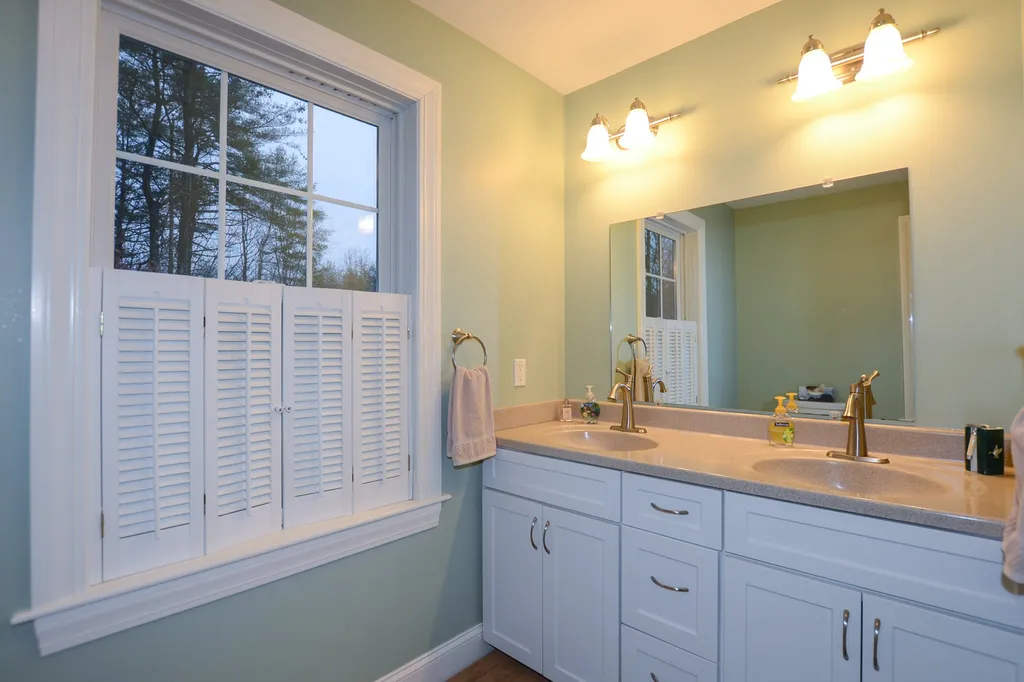 145 Beauty Hill Road Barrington NH 03825