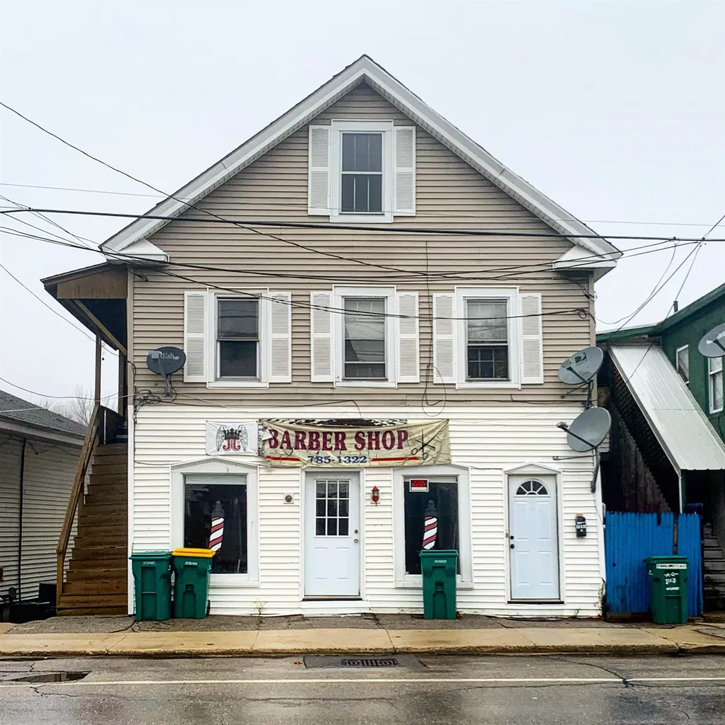 135 North Main Street Rochester NH 03867