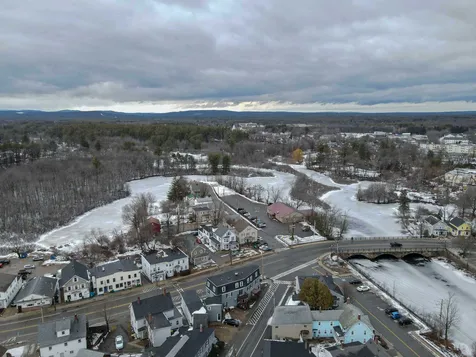 135 North Main Street Rochester NH 03867