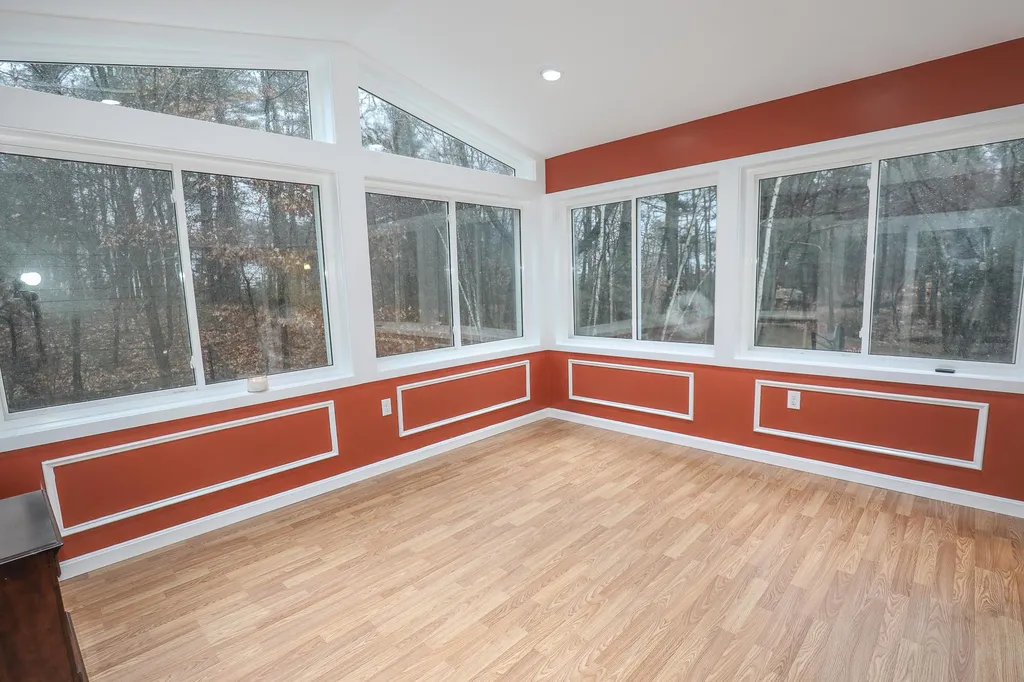 11 Alexis Lane Sandown NH 03873