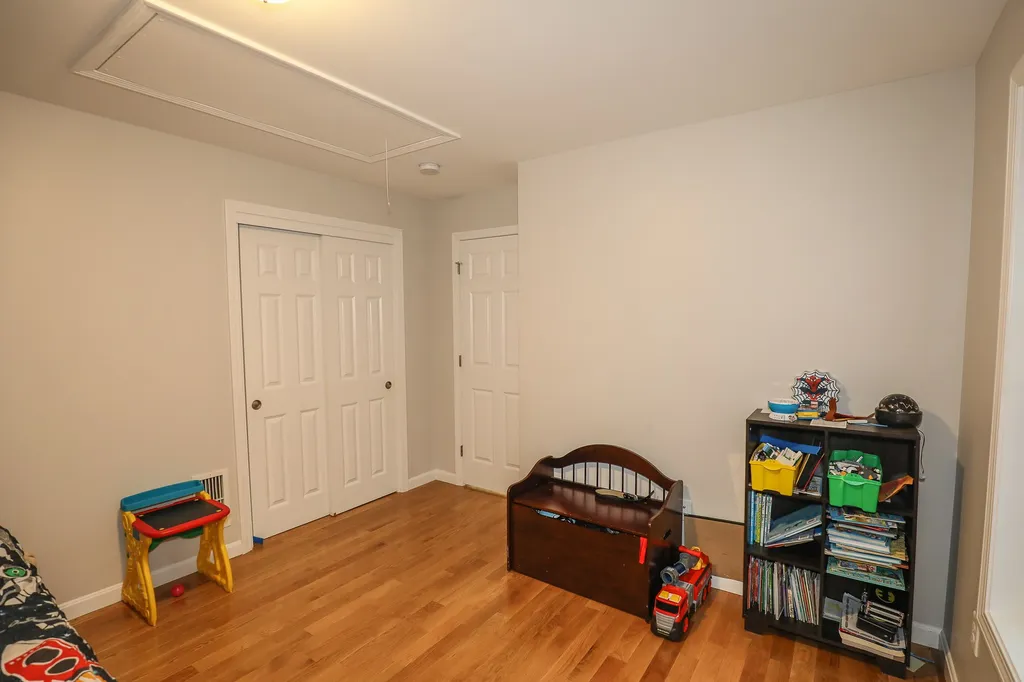 11 Alexis Lane Sandown NH 03873