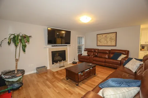 11 Alexis Lane Sandown NH 03873