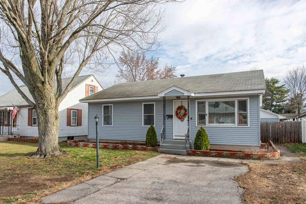 251 Youville Street Manchester NH 03102