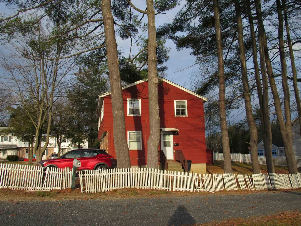 9 Hardy Avenue Claremont NH 03743