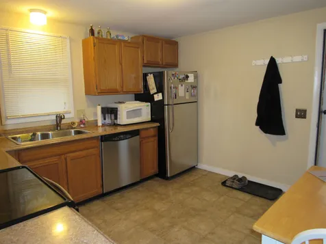9 Hardy Avenue Claremont NH 03743