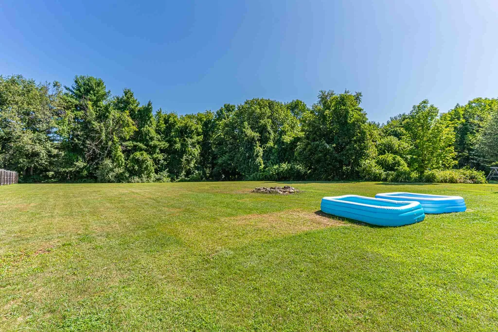 10 Anagance Lane Wolfeboro NH 03894