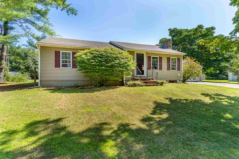 10 Anagance Lane Wolfeboro NH 03894