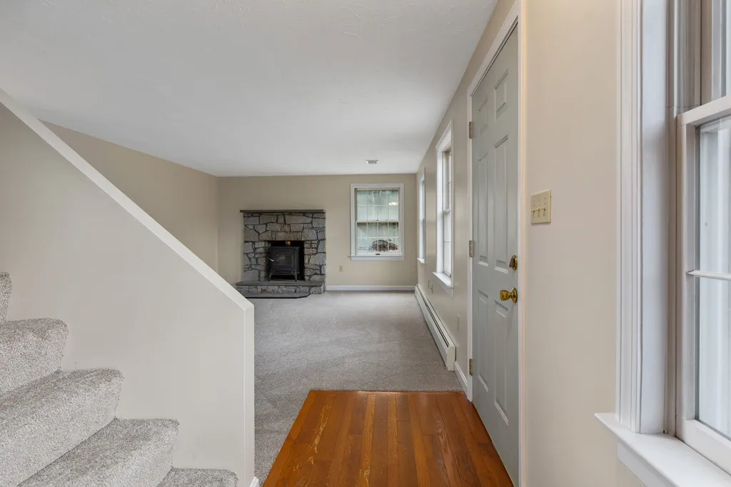 93 Birch Road Chester NH 03036