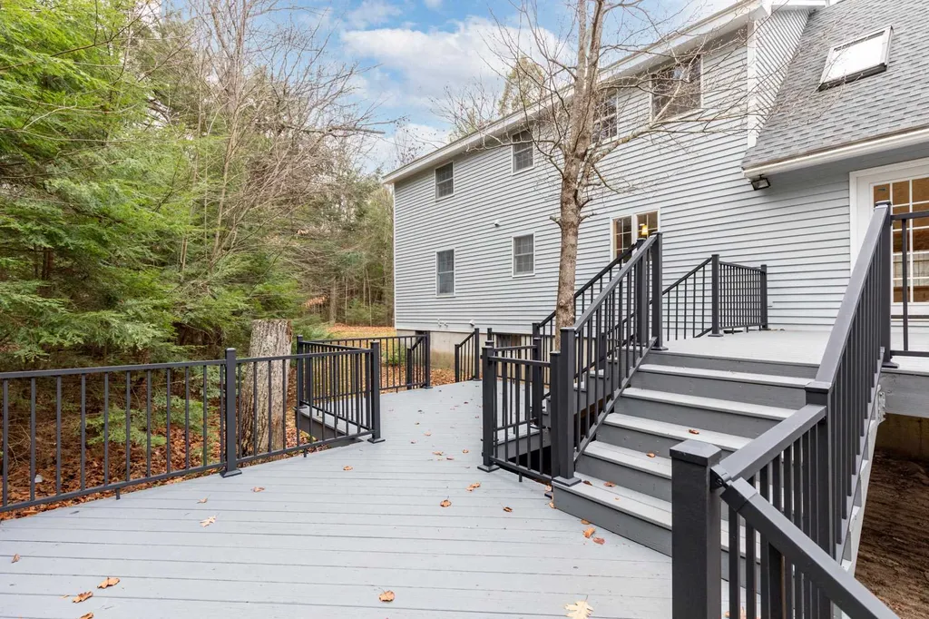 93 Birch Road Chester NH 03036