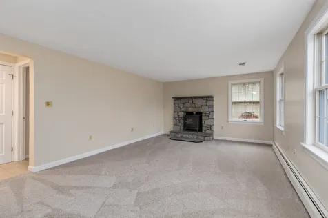 93 Birch Road Chester NH 03036