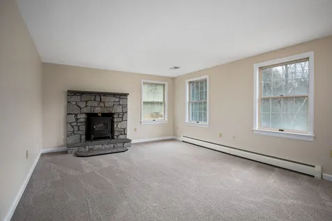93 Birch Road Chester NH 03036