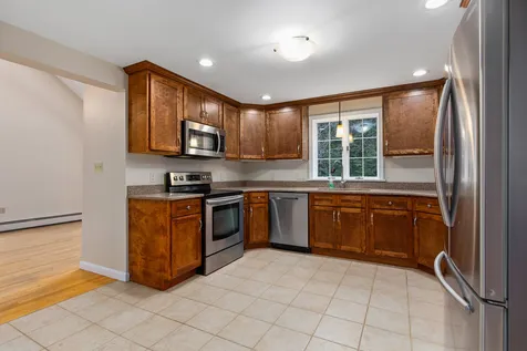 93 Birch Road Chester NH 03036