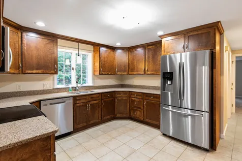 93 Birch Road Chester NH 03036