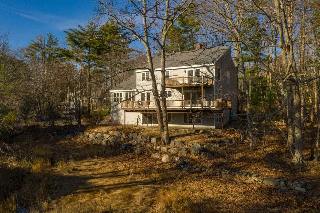 32 Quarterdeck Lane New Castle NH 03854