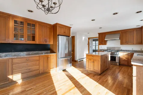 32 Quarterdeck Lane New Castle NH 03854