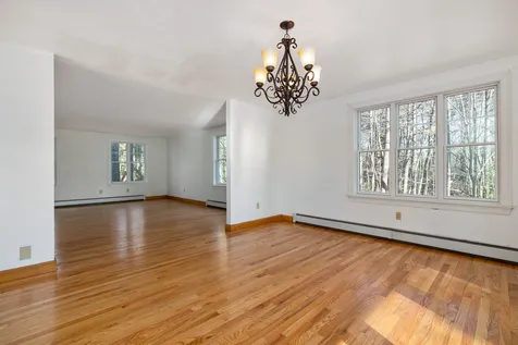 32 Quarterdeck Lane New Castle NH 03854