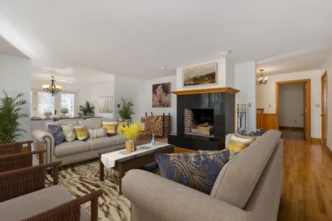 32 Quarterdeck Lane New Castle NH 03854