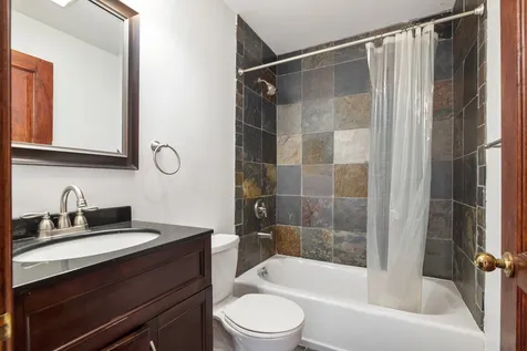 32 Quarterdeck Lane New Castle NH 03854