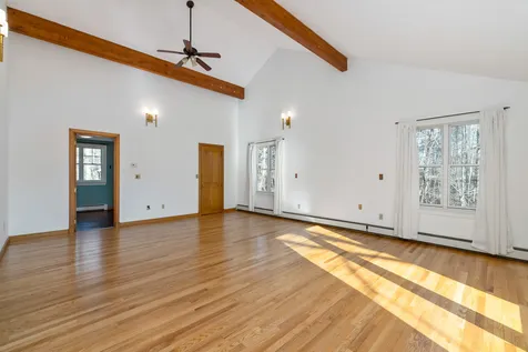32 Quarterdeck Lane New Castle NH 03854
