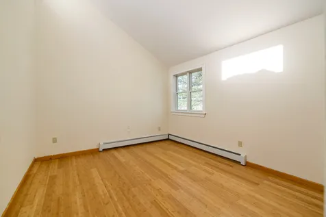 32 Quarterdeck Lane New Castle NH 03854