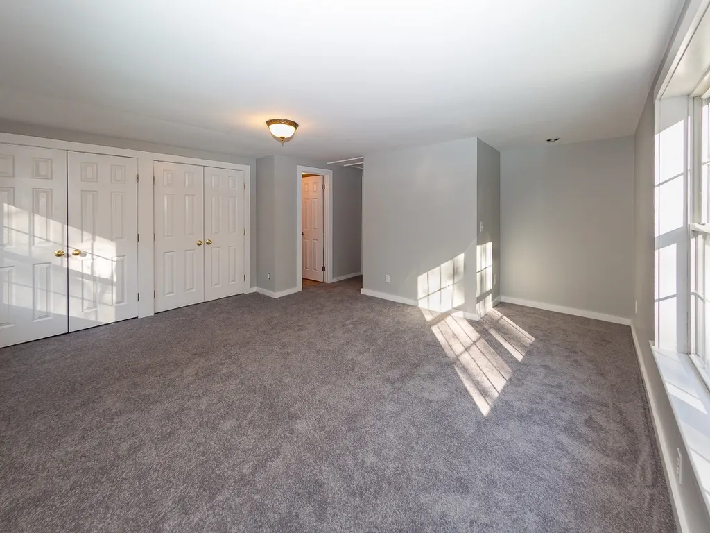 5 Lee Hill Road Lee NH 03861