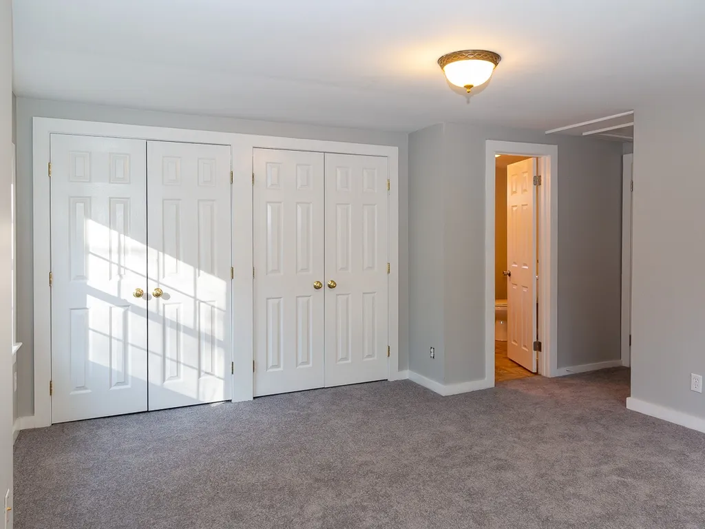 5 Lee Hill Road Lee NH 03861