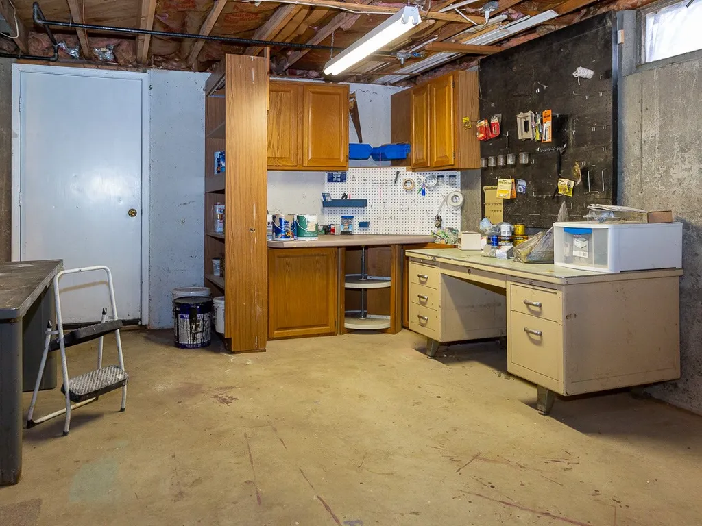 5 Lee Hill Road Lee NH 03861