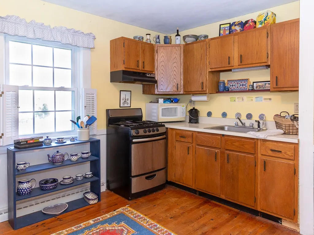5 Lee Hill Road Lee NH 03861