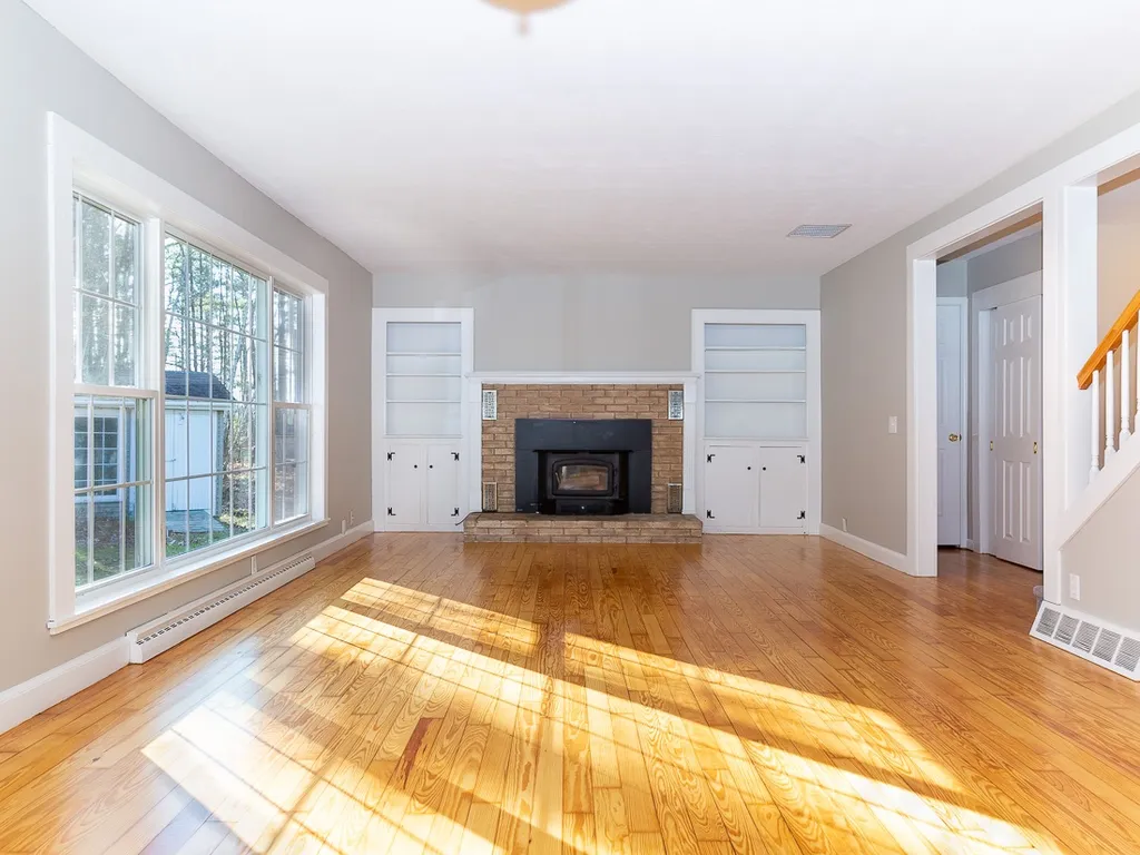 5 Lee Hill Road Lee NH 03861